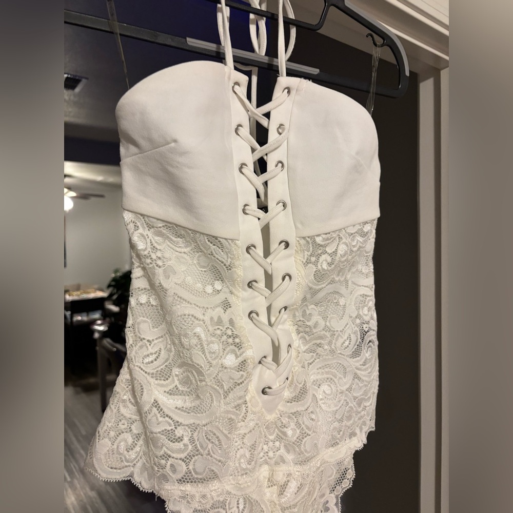 White Lace-Up Halter Bodysuit - Picture 2 of 15